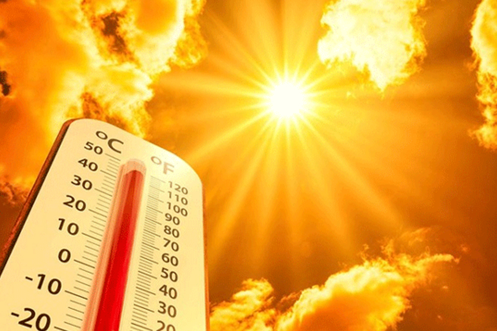 सोलापुरात उन्हाचा कडाका; तापमान ४२.५ अंशांवर, नागरिक हैराण 